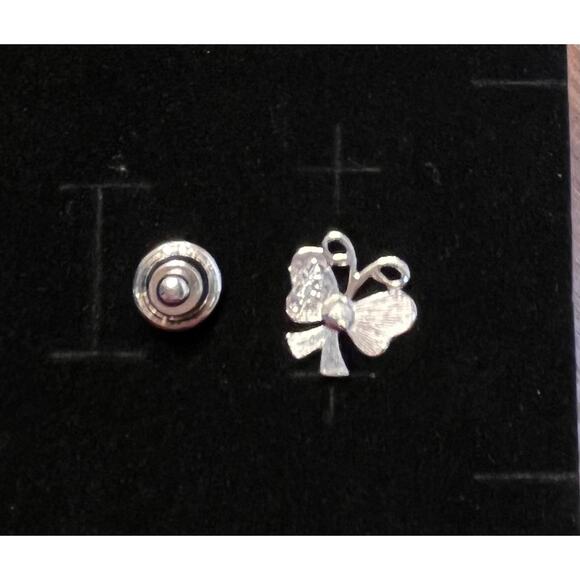 Amway Butterfly Ribbon Lapel Pin Silver Tone Recognition Award Pin w/Clutch Back - Picture 3 of 5